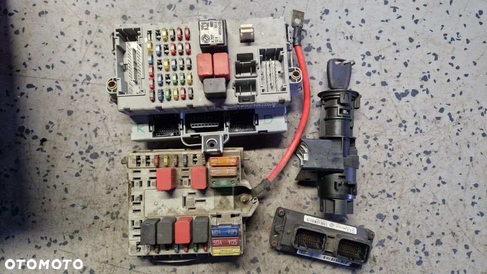 FIAT PUNTO II 1.2 8V ZESTAW STARTOWY IAW 59F.M2 - 1