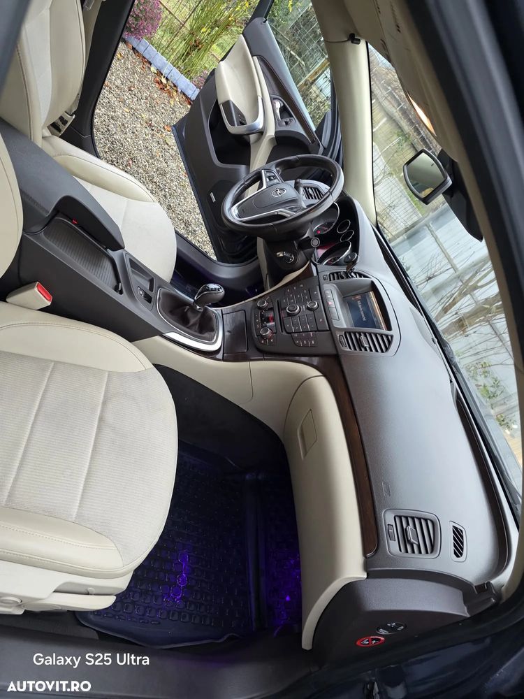 Opel Insignia 2.0 CDTI ecoFLEX Business Edition - 13