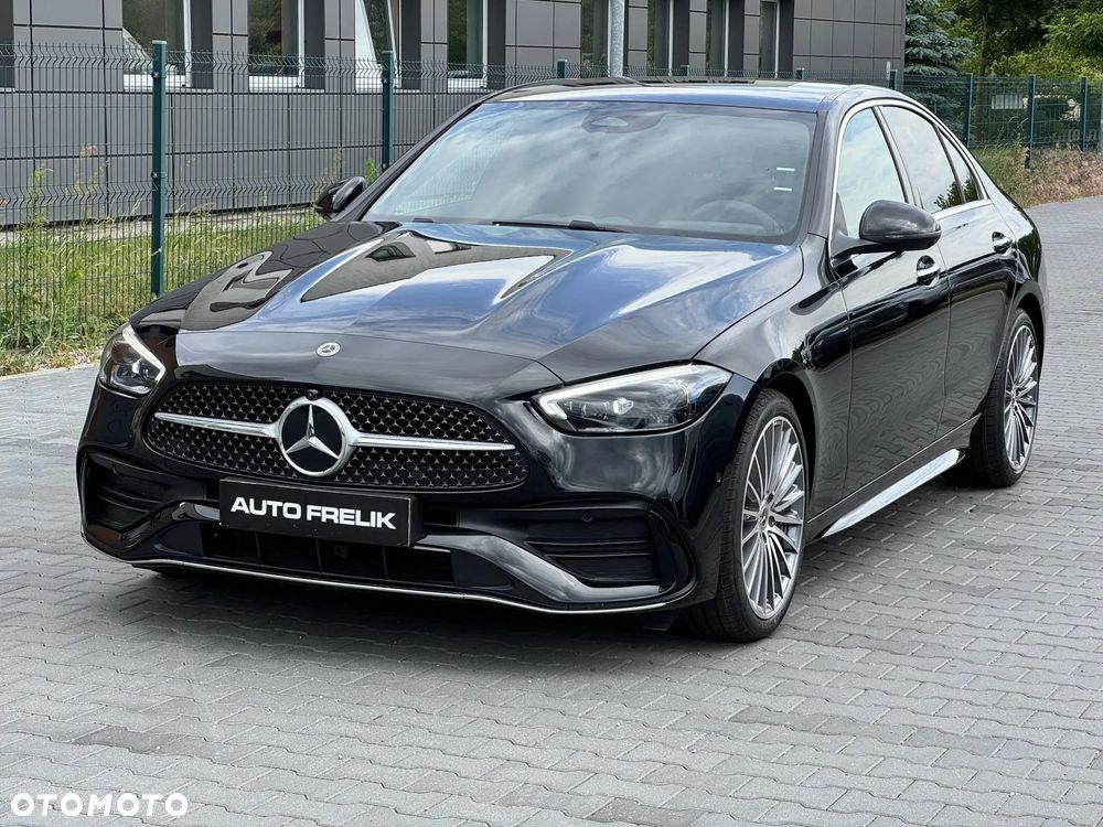 Mercedes-Benz Klasa C 200 4Matic 9G-TRONIC AMG Line - 4