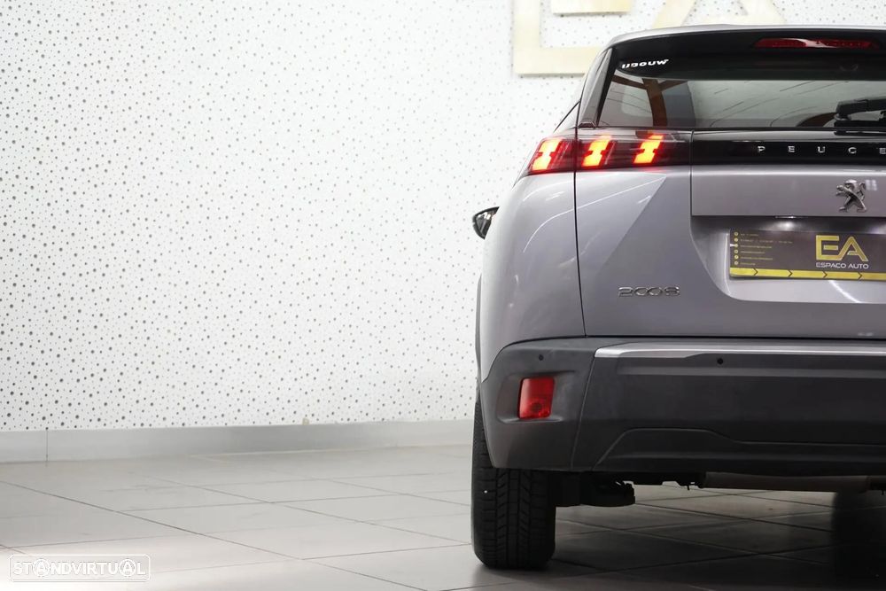 Peugeot 2008 1.2 PureTech Allure - 7