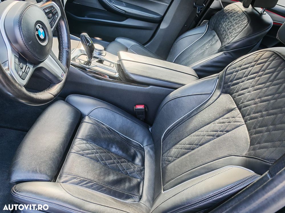 BMW Seria 5 530d xDrive Aut. - 12