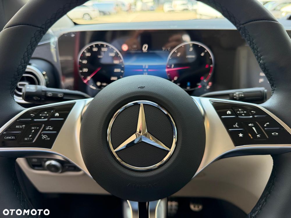 Mercedes-Benz Klasa V 300 d 4-Matic 9G-Tronic Exclusive (ekstra d³) - 13