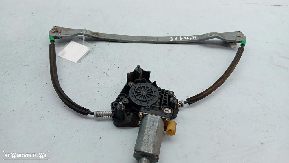 Elevador vidros frente esquerdo RENAULT Clio II (BB0/1/2_, CB0/1/2_) - 1