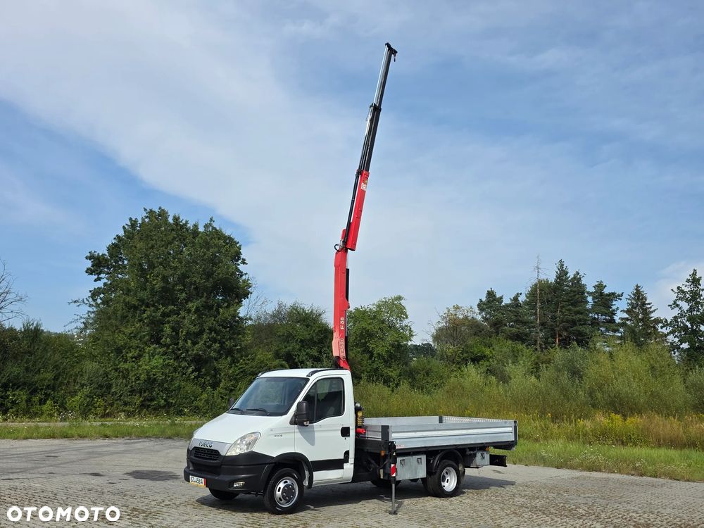 Iveco Daily 35c-15 50c-15 Skrzynia 3.60 M + HDS  1.8 Tony ! Bez Korozji  ! Z Włoch  ! - 7