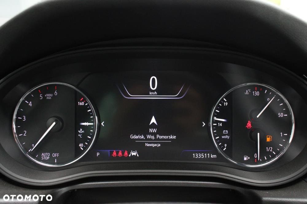 Opel Insignia - 18