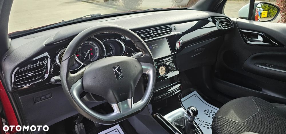 Citroën DS3 PureTech 110 Start & Stop CONNECTED CHIC - 27