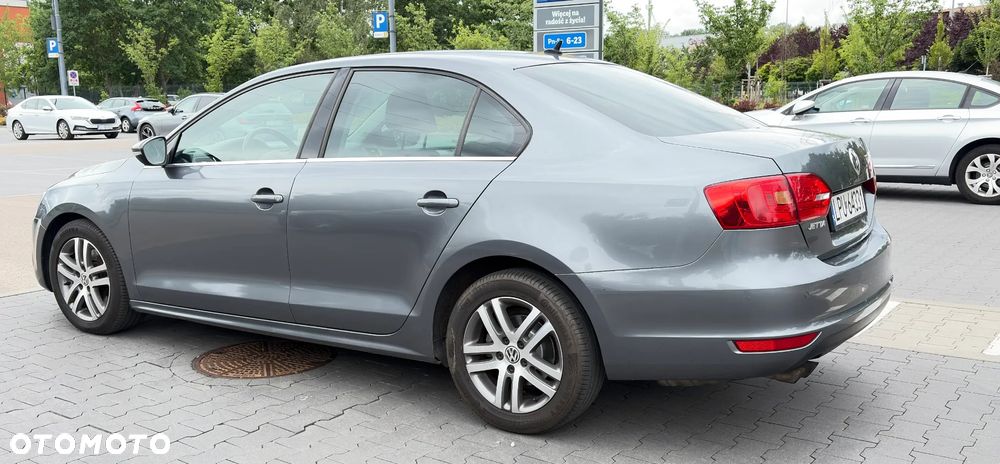 Volkswagen Jetta 1.4 TSI Highline - 5