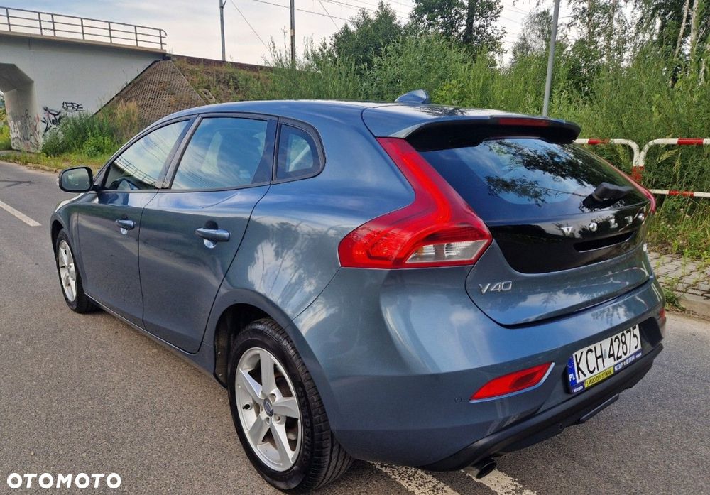 Volvo V40 T2 You - 6