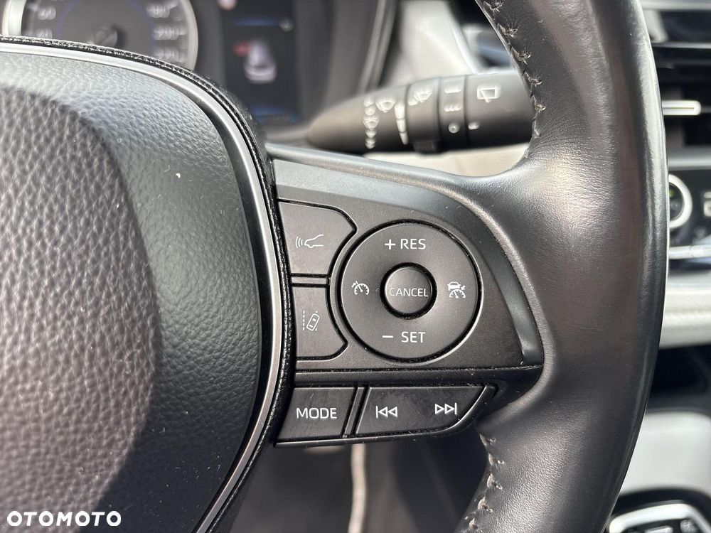 Toyota Corolla 1.8 Hybrid Comfort - 18