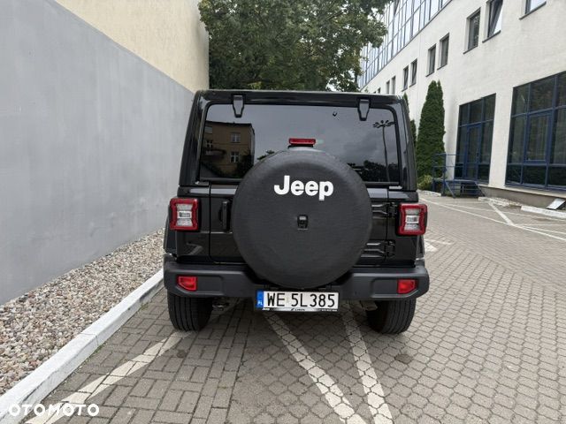 Jeep Wrangler Unlimited GME 2.0 Turbo Sahara - 3