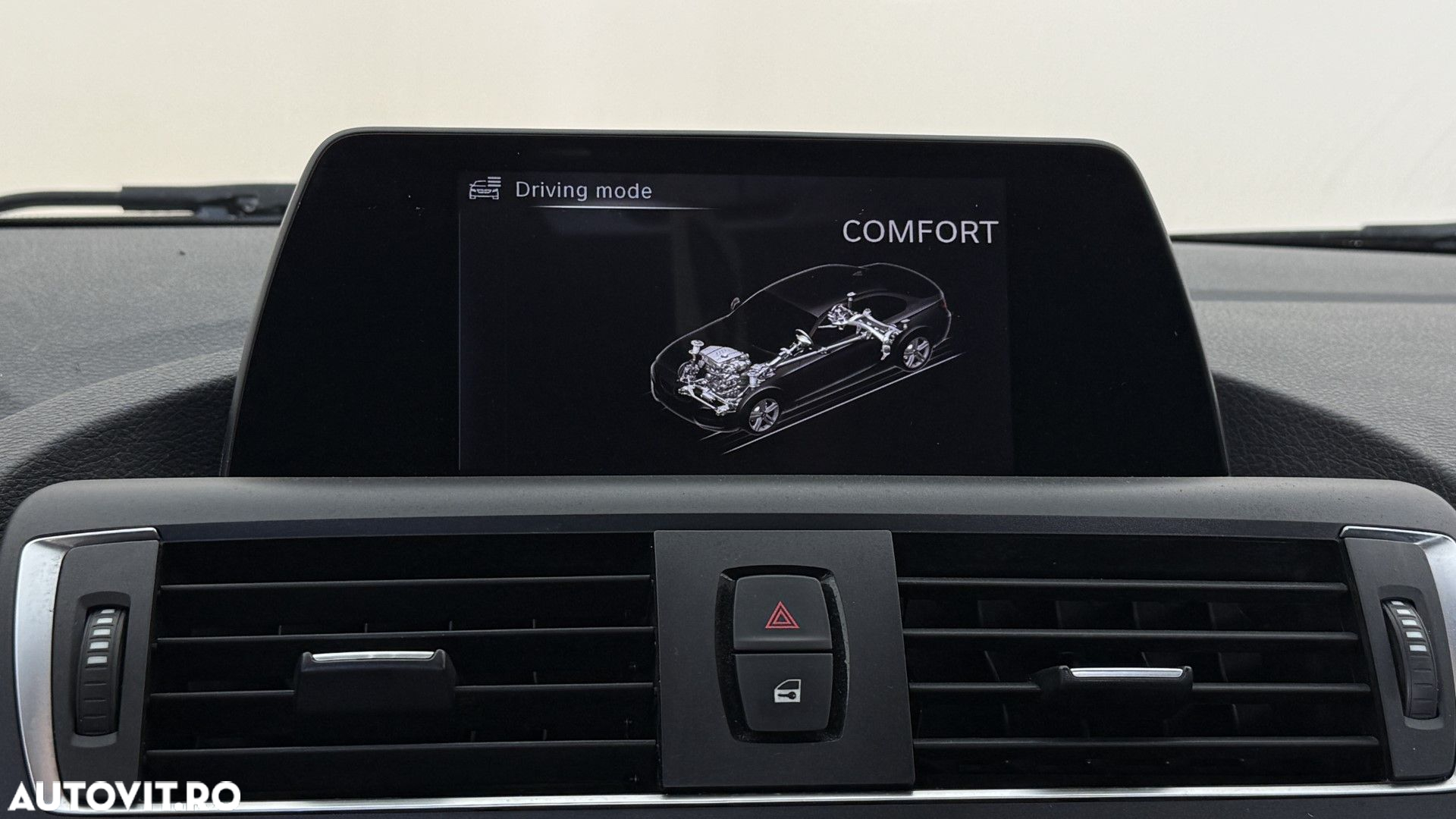 BMW Seria 2 218d Coupe Aut. Luxury Line - 16