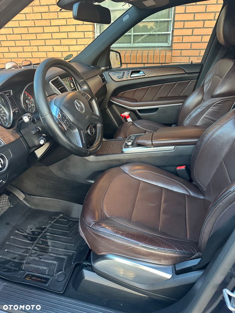 Mercedes-Benz GL 350 BlueTEC 4-Matic - 14