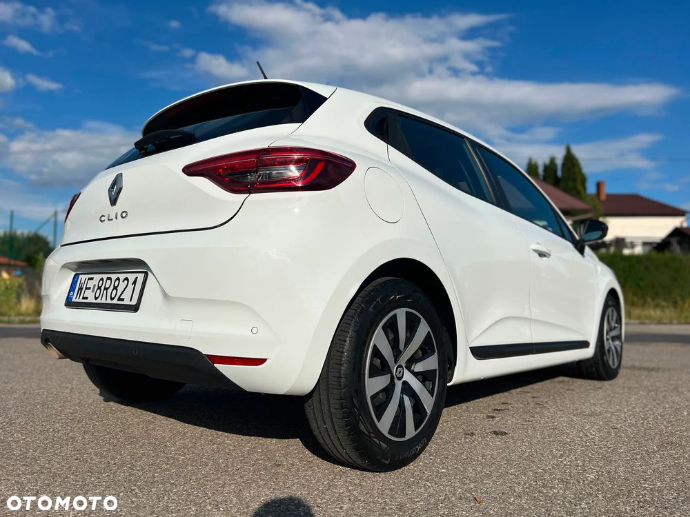 Renault Clio - 10