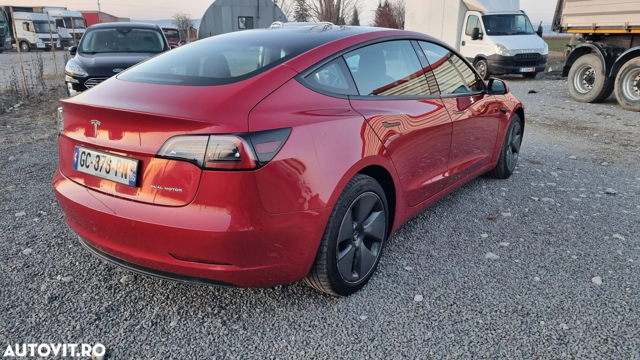 Tesla Model 3 Langstreckenbatterie Allradantrieb Dual Motor - 4