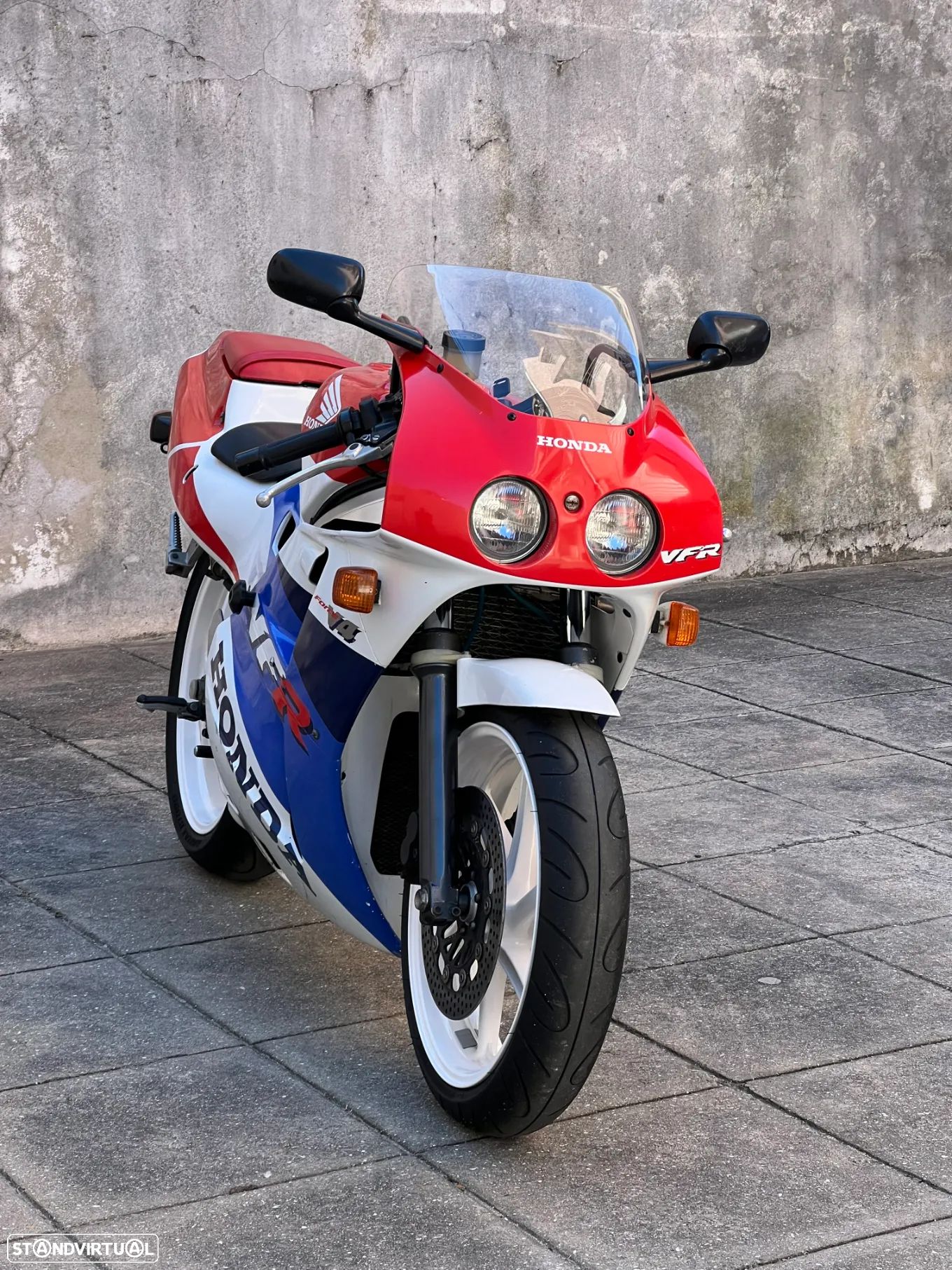 Honda VFR VFR400 NC30 - 1
