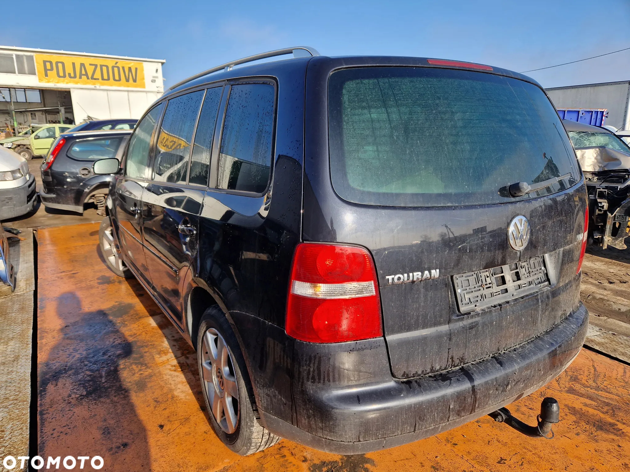 VW TOURAN I HIGHLINE 2003-2010 Silnik 2.0 TDI AZV 136KM/100kW LC9Z na części drzwi zderzak klapa - 2