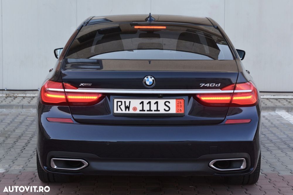 BMW Seria 7 740d xDrive - 12