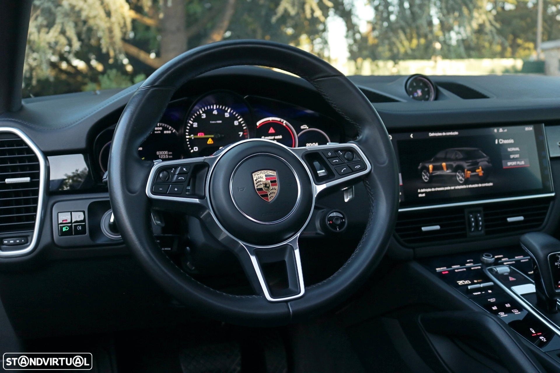 Porsche Cayenne E-Hybrid Platinum Edition - 10