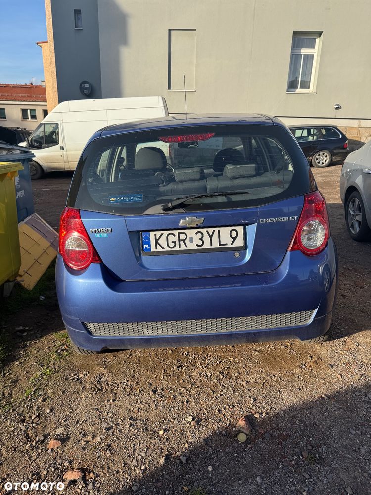 Chevrolet Aveo 1.2 16V Base - 3