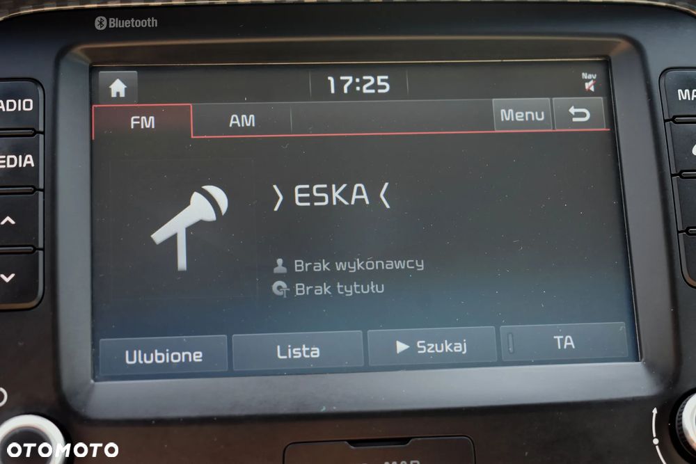 Kia Carens 1.7 CRDi 141 ISG Vision - 30