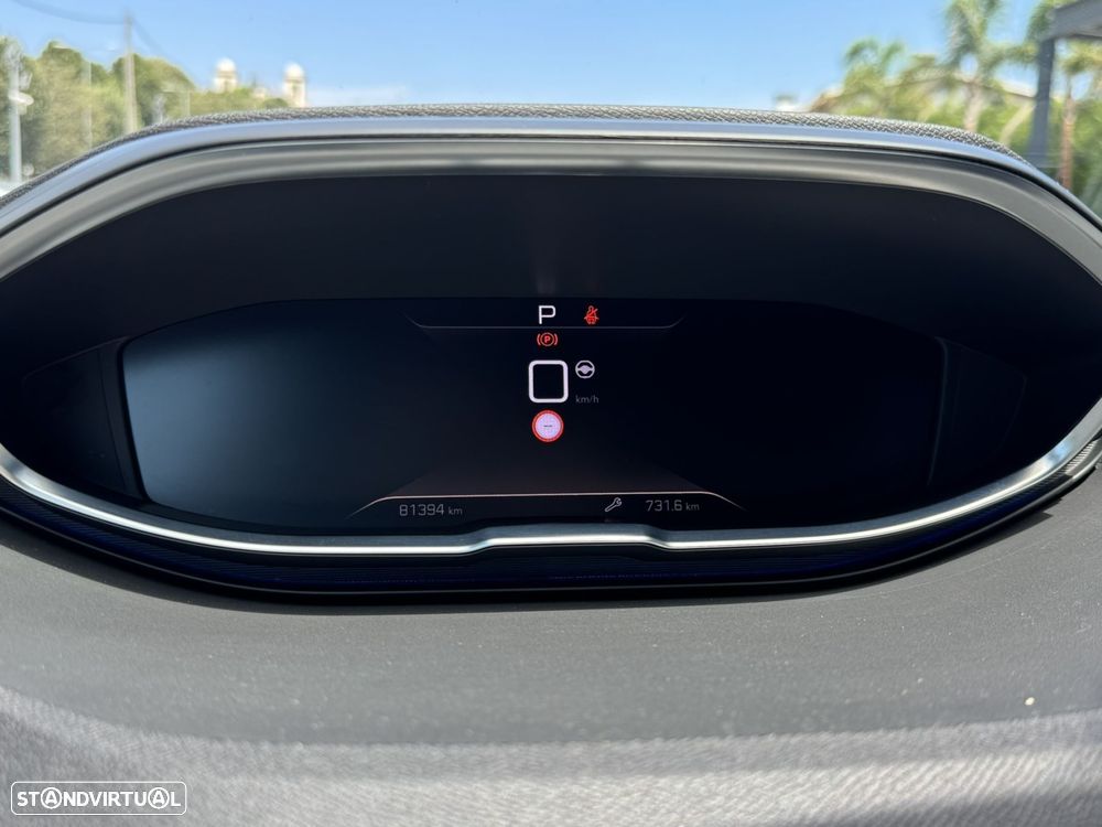 Peugeot 5008 1.5 BlueHDi GT EAT8 - 32