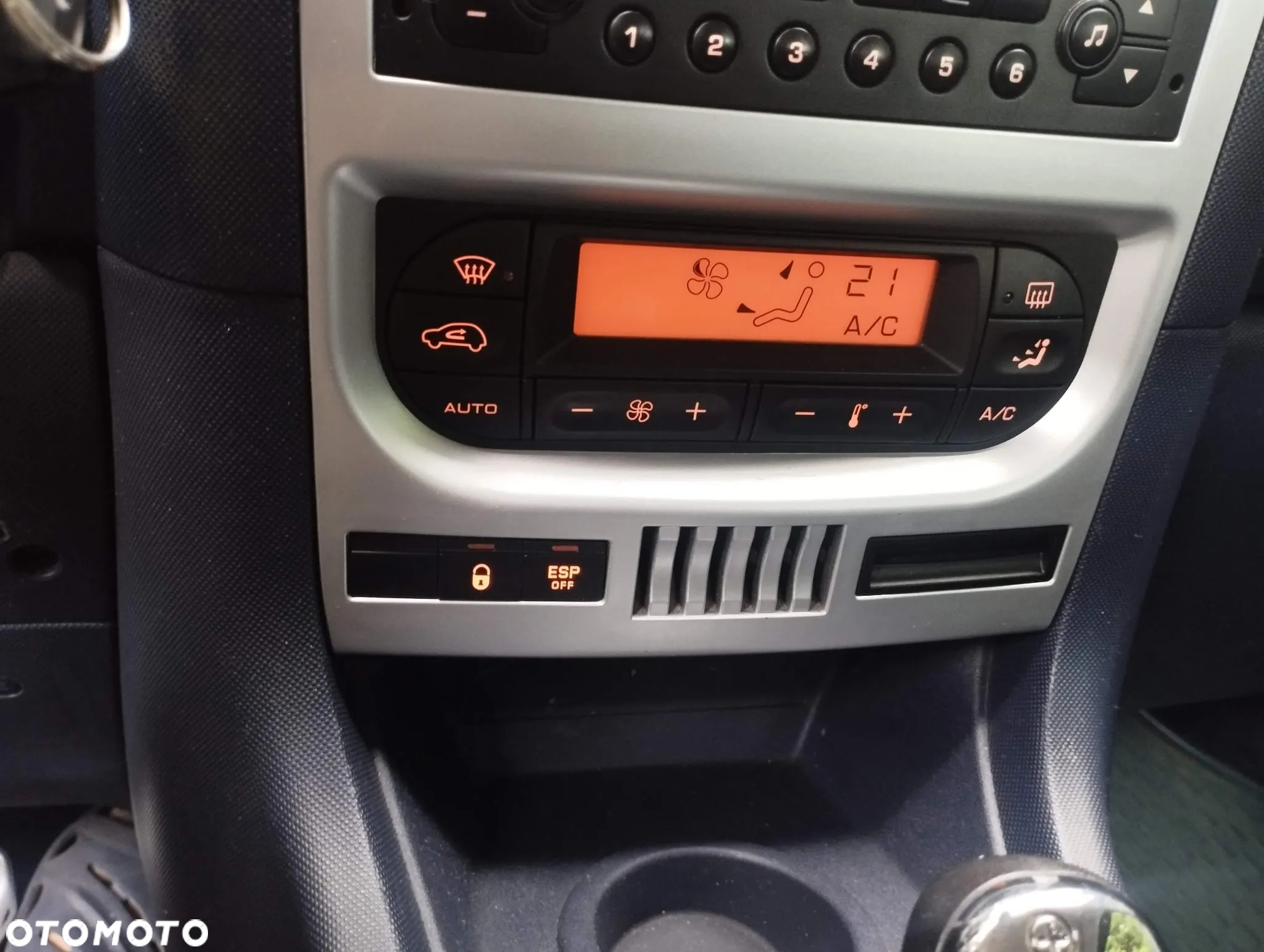 Peugeot 1007 110 2-Tronic Premium - 18