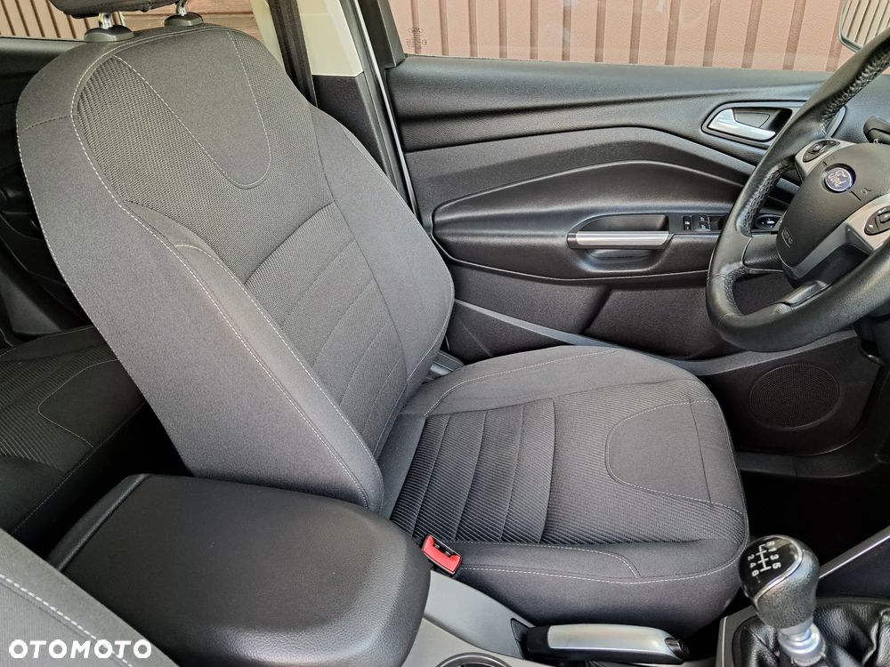 Ford Kuga 2.0 TDCi Titanium - 28