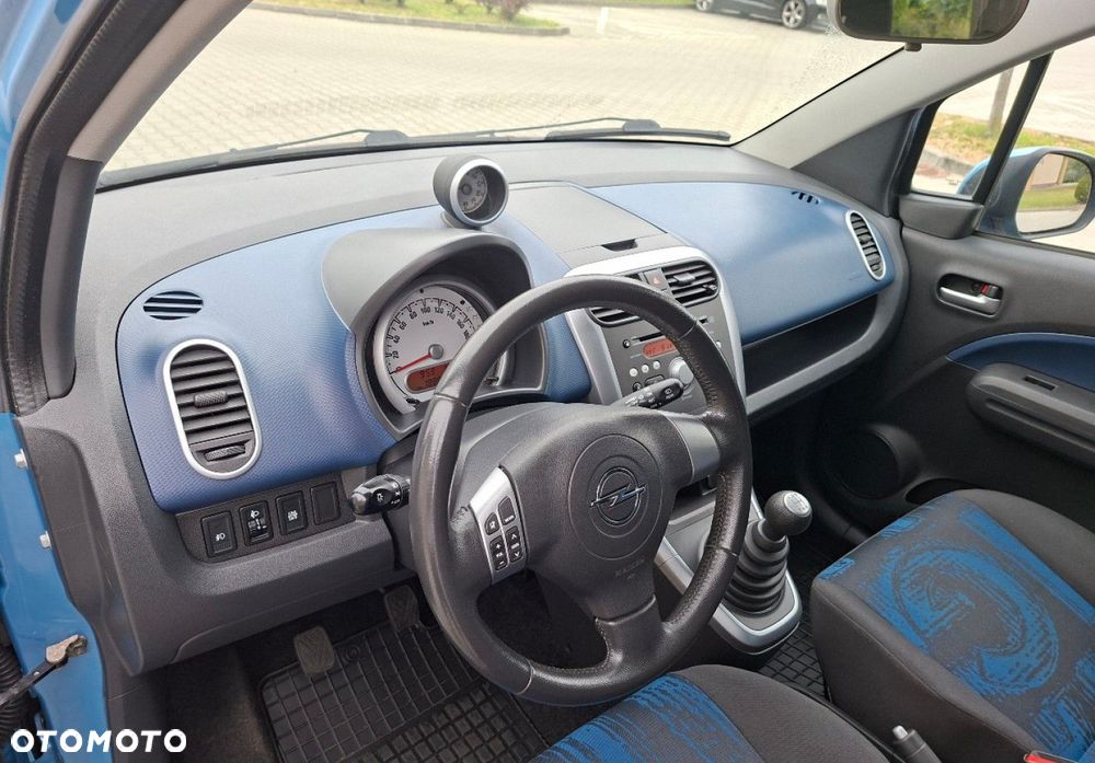 Opel Agila - 21