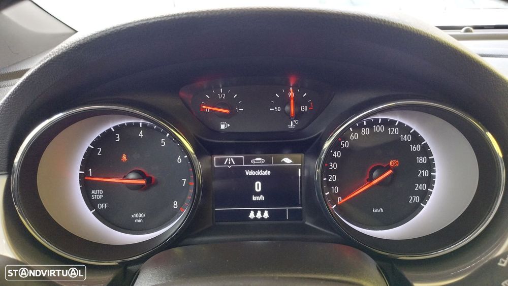 Opel Astra 1.2 T GS Line S/S - 10