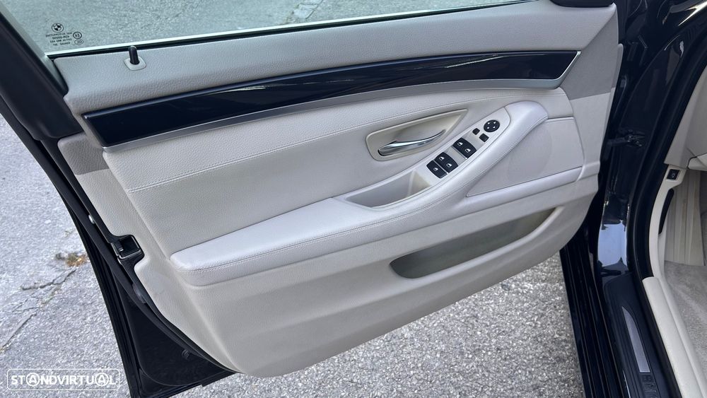 BMW 520 d Line Luxury Auto - 14