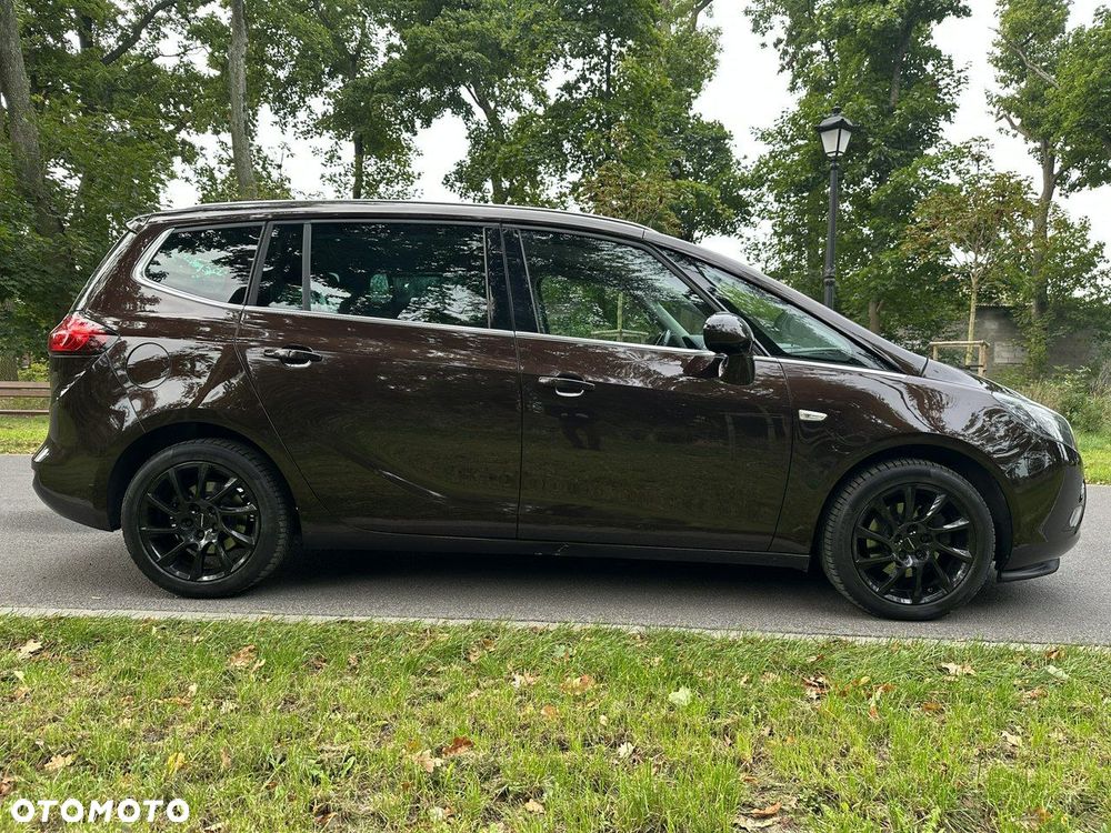 Opel Zafira - 9