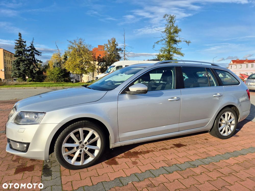 Skoda Octavia 2.0 TDI Style DSG - 2