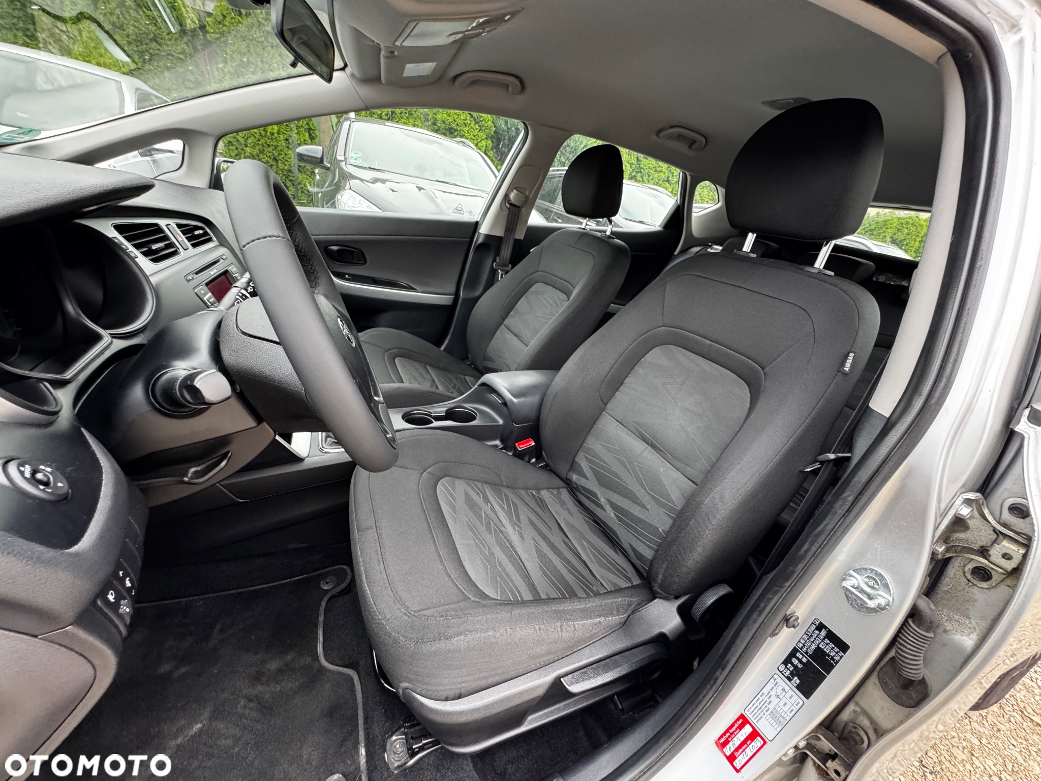 Kia Ceed 1.4 CVVT Attract - 32