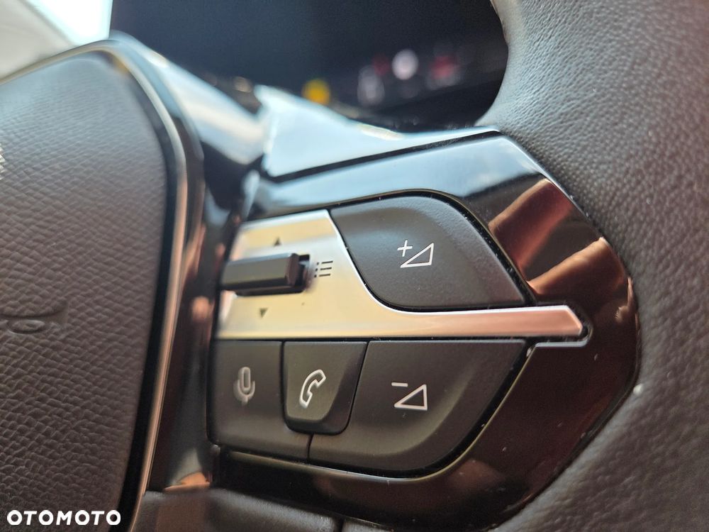 Peugeot 308 1.2 PureTech Allure S&S EAT8 - 21