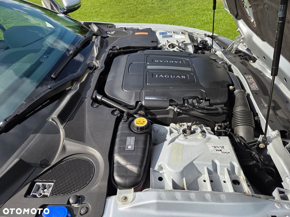 Jaguar XK XKR - 18