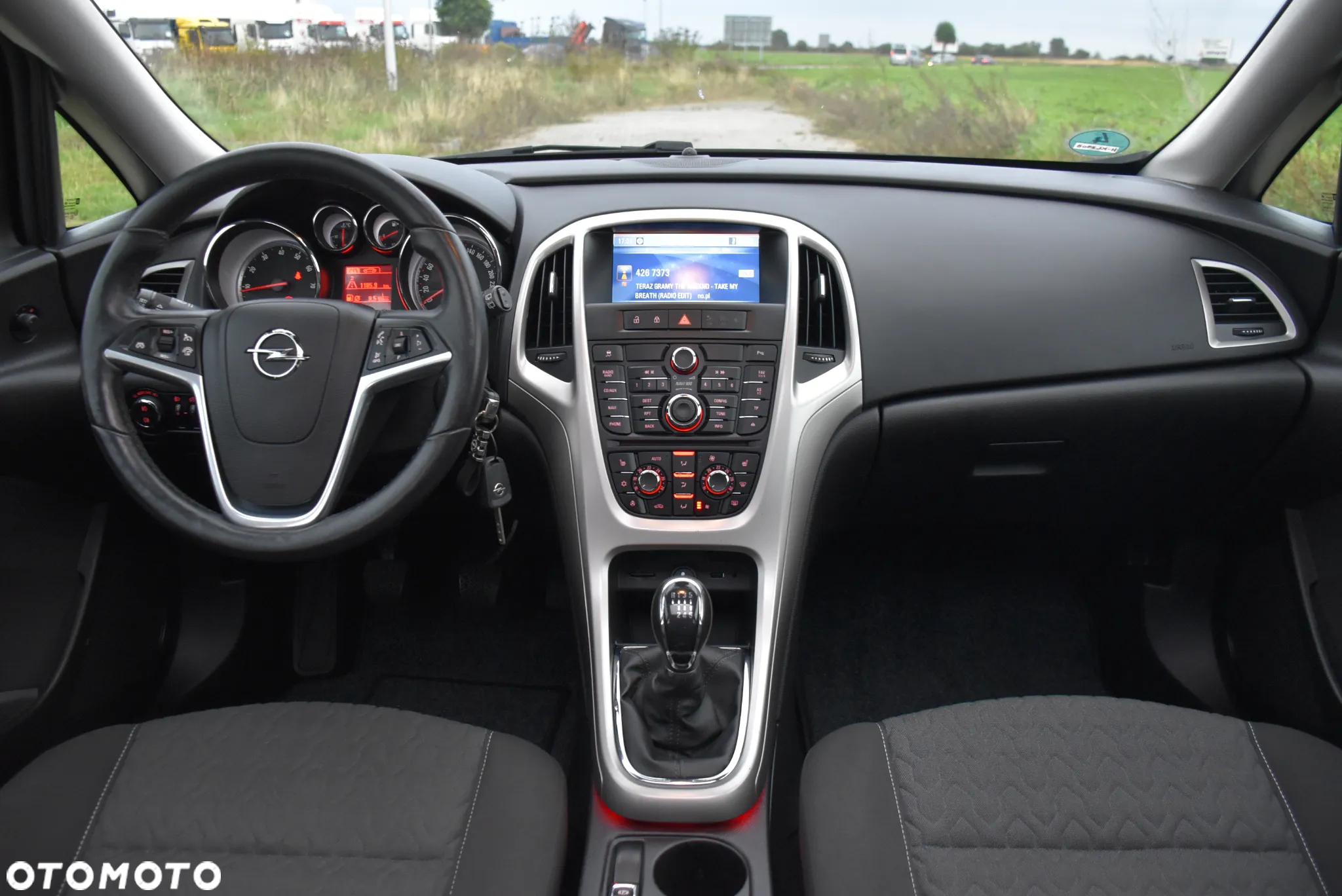 Opel Astra 1.4 Turbo Cosmo - 25