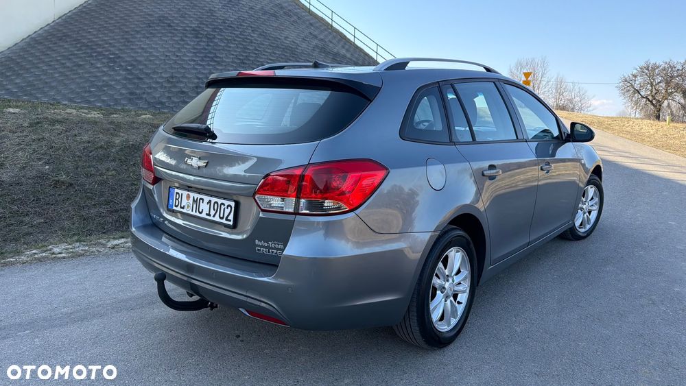Chevrolet Cruze 1.7 LT - 2