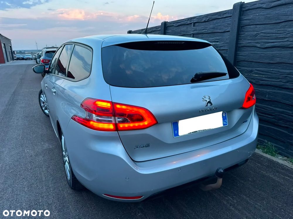 Peugeot 308 BlueHDi 120 Stop & Start Allure - 31