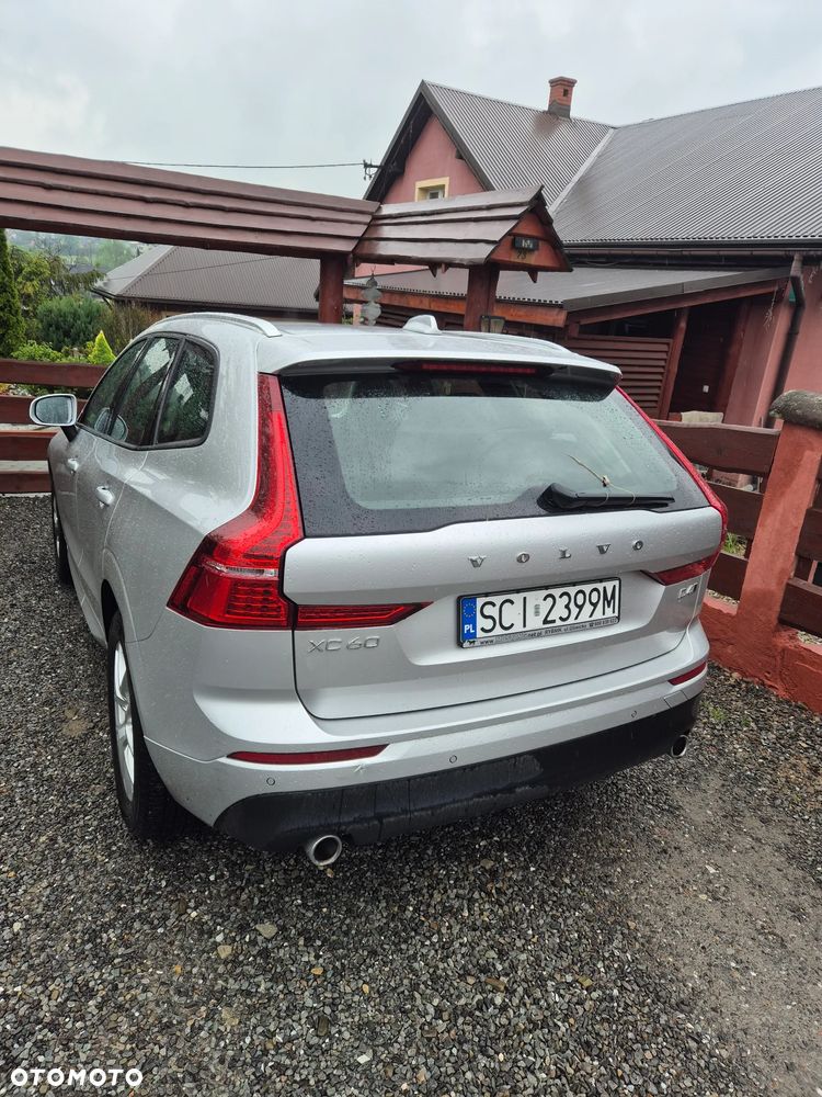 Volvo XC 60 D4 AWD Momentum - 3