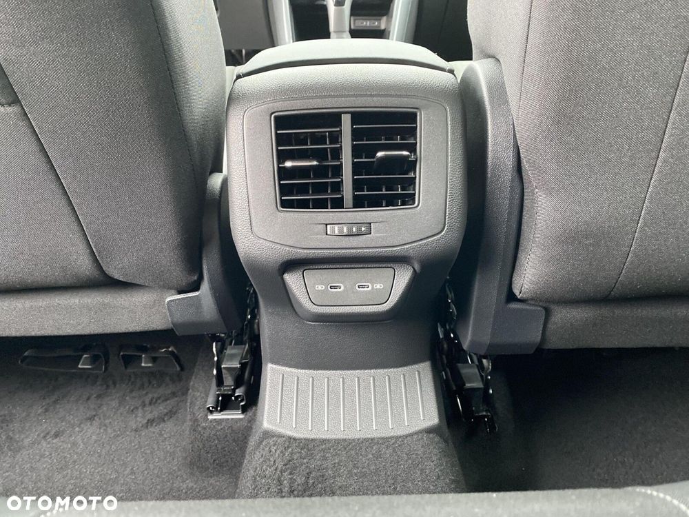 Volkswagen T-Roc 1.5 TSI Style DSG - 17