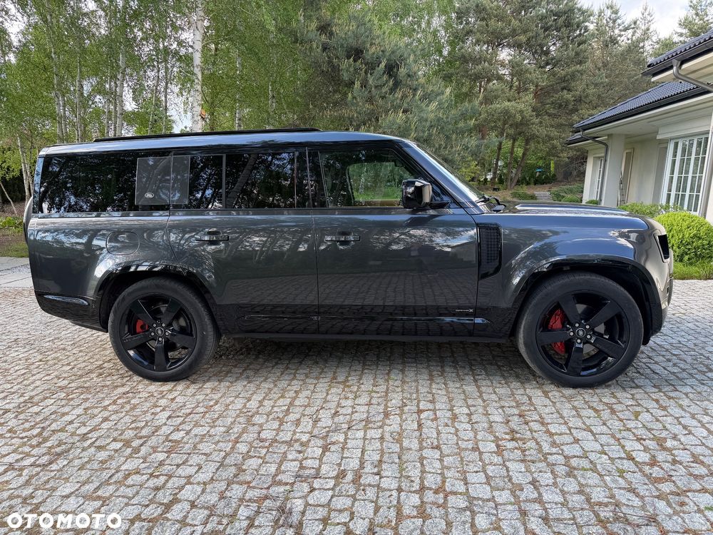 Land Rover Defender 130 D300 X-Dynamic HSE - 7