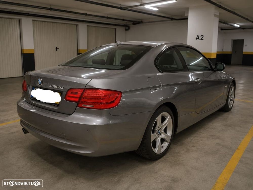 BMW 320 d Coupe - 2