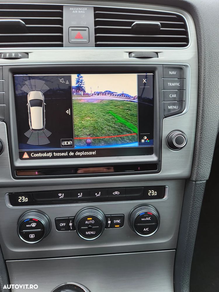 Volkswagen Golf 1.0 TSI BMT Comfortline - 26