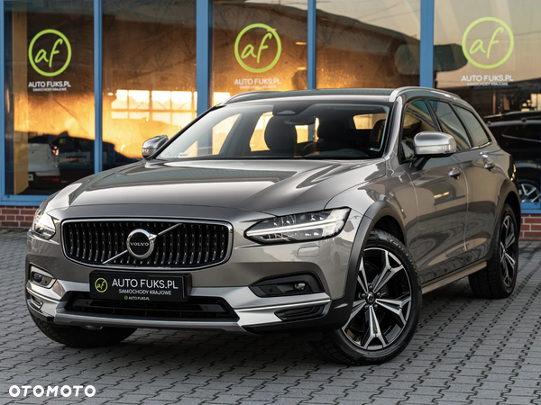 Volvo V90 Cross Country