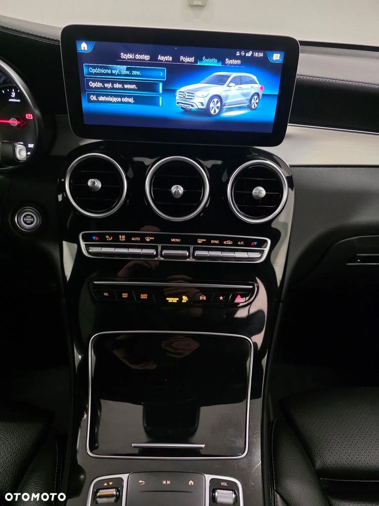 Mercedes-Benz GLC 220 d 4Matic 9G-TRONIC AMG Line Plus - 16