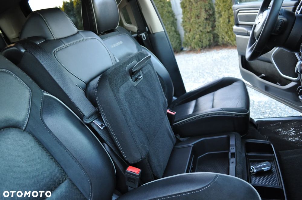 RAM 1500 Crew Cab Longbed Laramie - 19