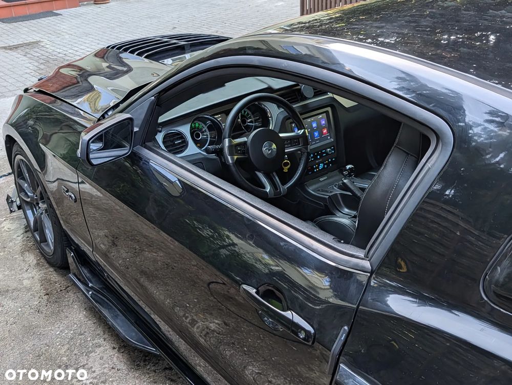 Ford Mustang 5.0 V8 GT Premium - 14