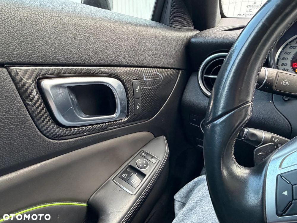 Mercedes-Benz SLK - 24