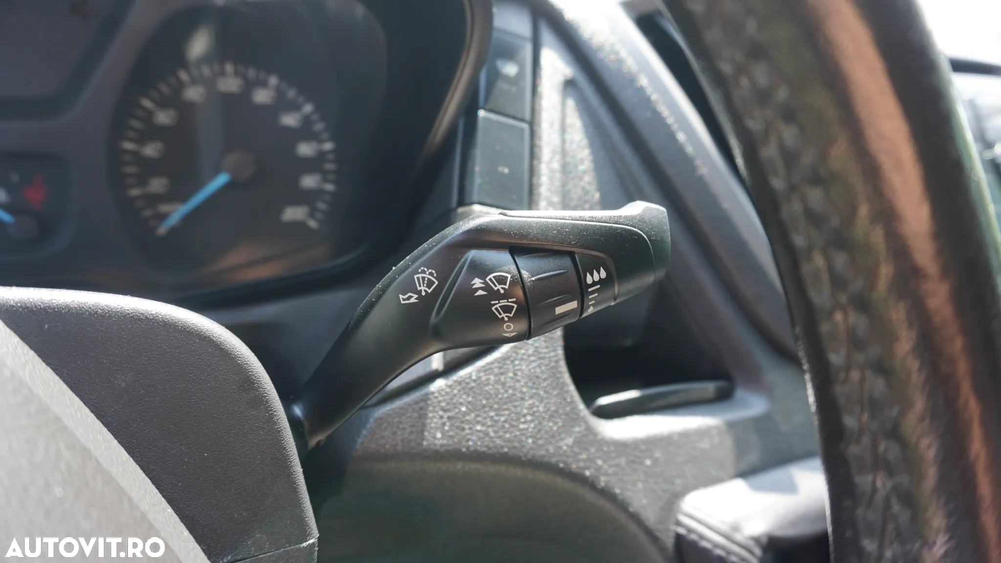 Ford Transit - 17