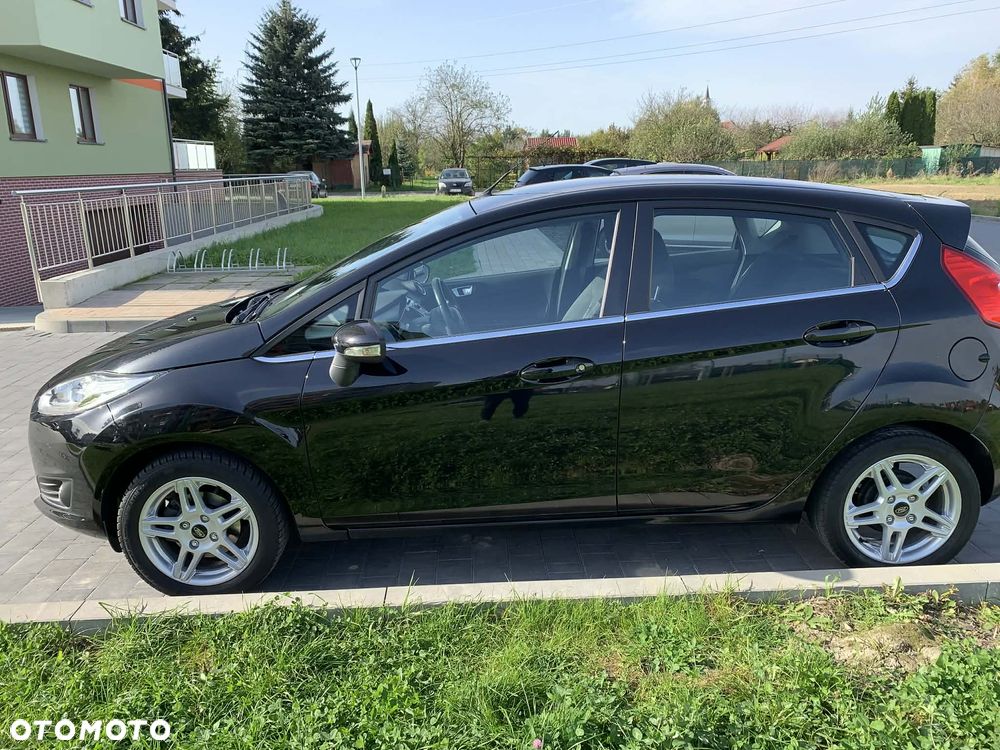 Ford Fiesta 1.25 Titanium EU5 - 3